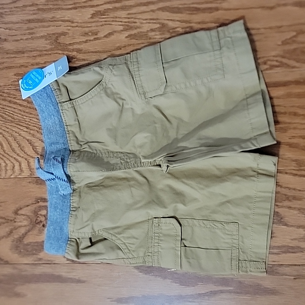 Carter's boys 3T Khaki Short